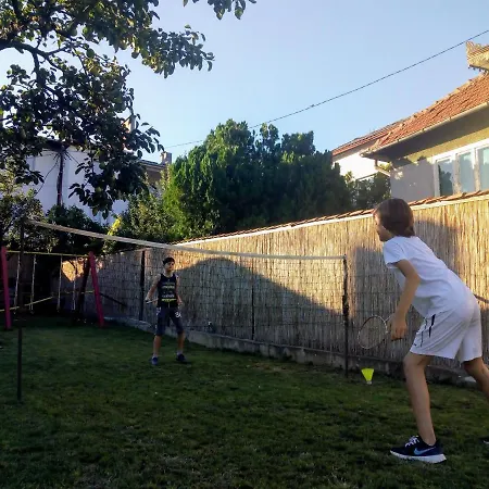 Konukevi Garavi Sokak Kursumlija