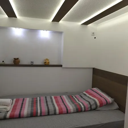 Garavi Sokak Konukevi 3*