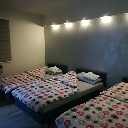 Penzion Garavi Sokak 3*