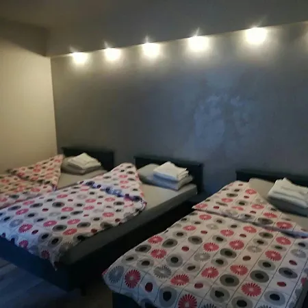 Penzion Garavi Sokak 3*